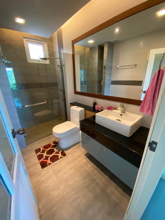 Phuket Condominium Karon Beach Екстериор снимка